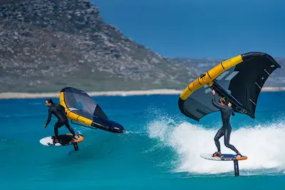 Cursos de Kitesurf y Wingfoil