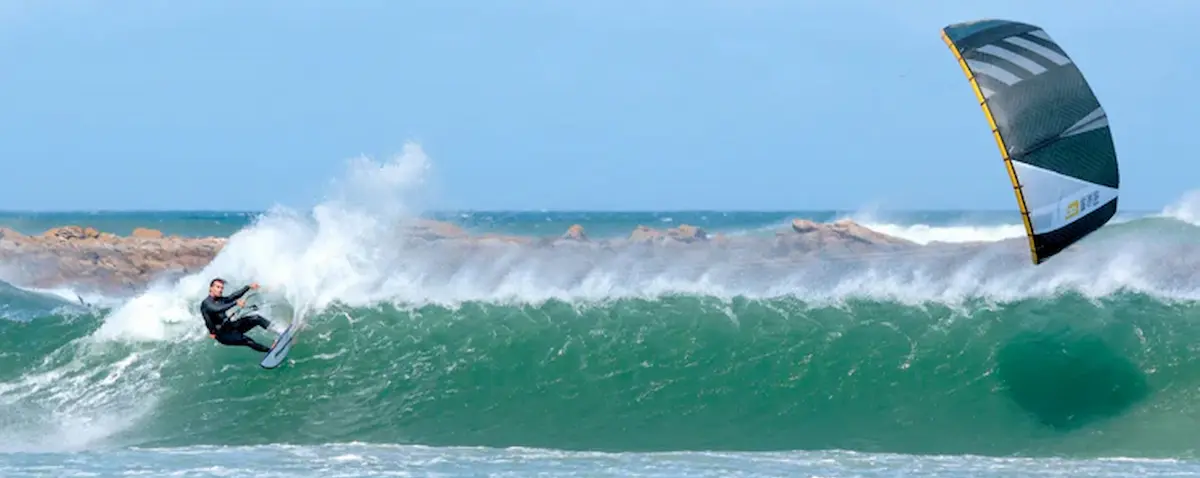 Cursos y Alquiler de kitesurf en Huelva